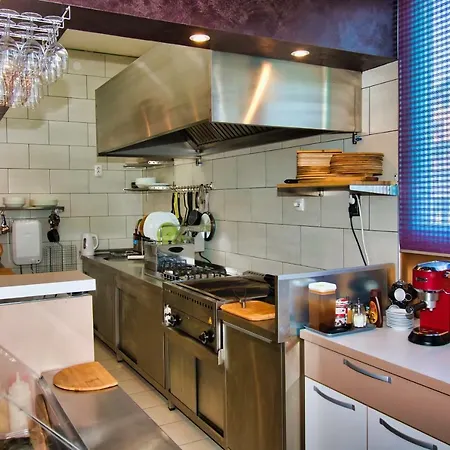 Bed & Breakfast Vila Radulovic